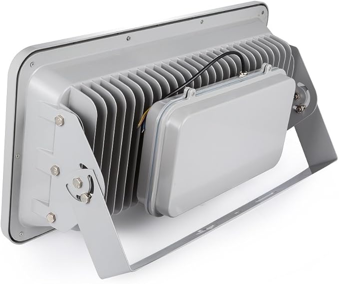600W LED Spot Light Outdoor Waterproof Flood Light Ultra Bright 60 Degree Beam Angle Long Distance Day White