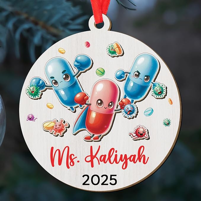 Customized Year Text Name Pharmacist Keepsake Ornament, Personalized Pharmacist 3D Wooden Ornaments Gift for Students Medical Women Men Daughter Son, Pharmacists Appreciation Christmas Tree Ornament