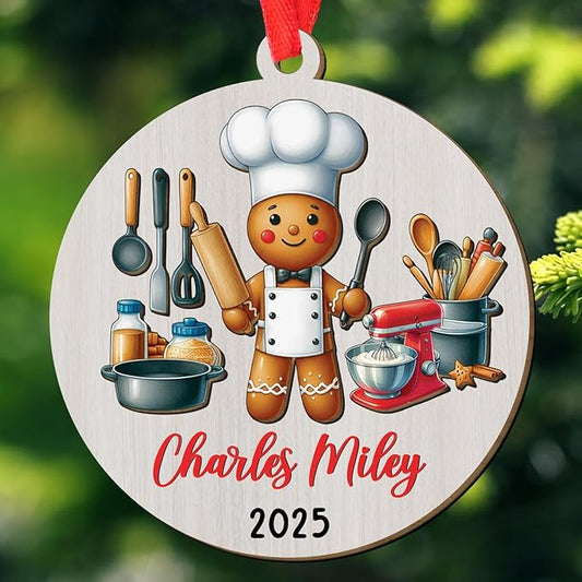 Personalized Chef 3D Wooden Ornament Gift for Dad Grandpa Mom Wife Grandma Family, Master Chef Christmas Tree Ornaments 2025, Custom Year & Name Cook Cooking Lover Ornament for Holiday Appreciation