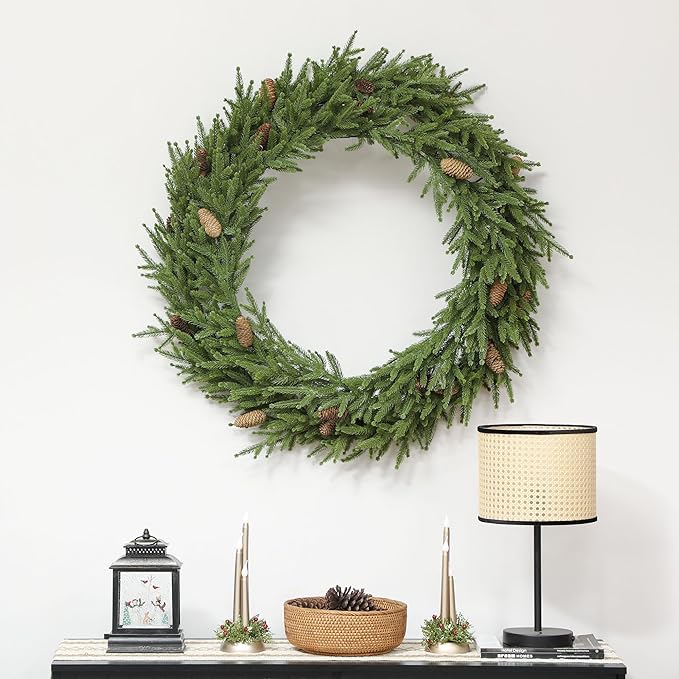 HOMCOM 36 inch Christmas Wreath with Pine Cones, Artificial Norfolk Pine Wreath with 224 Realistic Branches for Door, Wall, Window, Indoor Decoration, Green