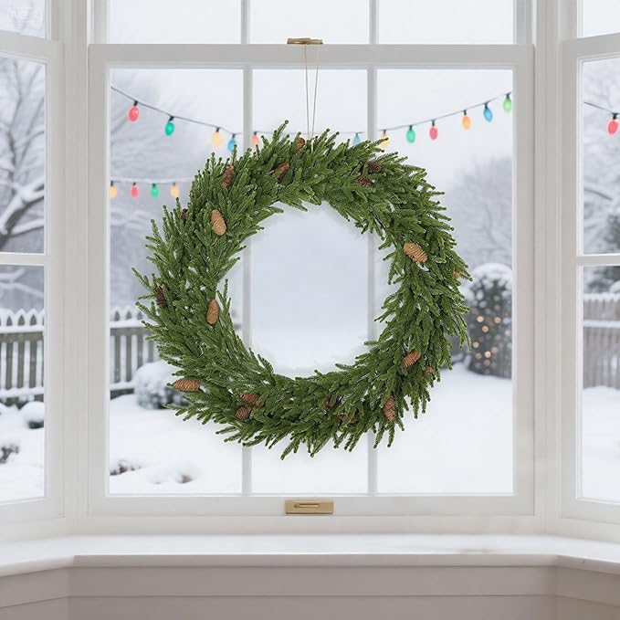 HOMCOM 36 inch Christmas Wreath with Pine Cones, Artificial Norfolk Pine Wreath with 224 Realistic Branches for Door, Wall, Window, Indoor Decoration, Green