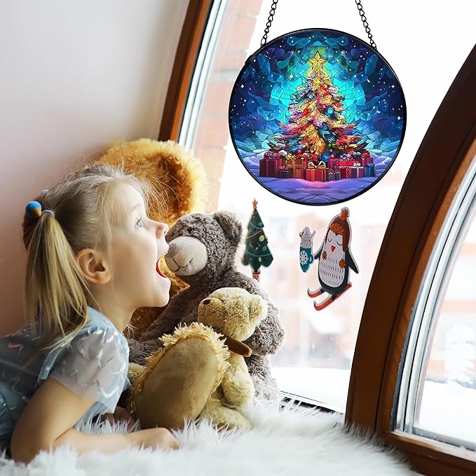 TNUW Christmas Tree Stained Glass Window Hanging, Rustic Winter Holiday Xmas Tree Sun Catchers Indoor Window Glass Round Wall Art Decor, Christmas Wall Hanging Decorations, 7.9＂x7.9＂