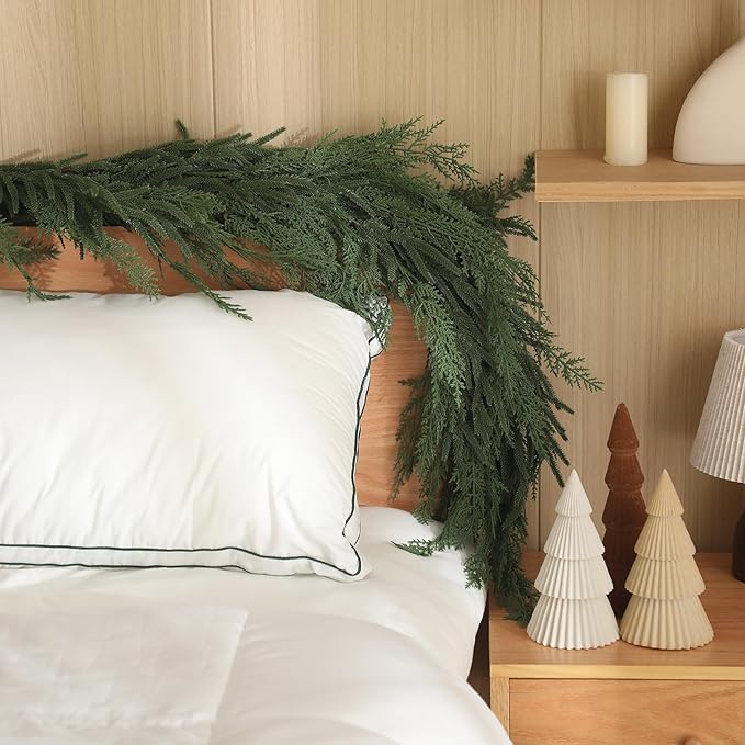 Jutom 1 PCS 9 ft Realistic Christmas Garland - Artificial Mix Norfolk Cypress Pine Needles Faux Green Garland Decorations for Table Mantel Winter Holiday, Indoor & Outdoor Decor