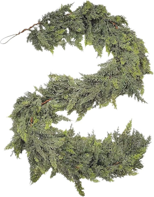 AONEGOLD 1Pcs 6FT Christmas Garland, Artificial Norfolk Pine Garland with Hanger for Door Frame, Fireplace Mantel Home Decor, Realistic Green Cedar Pine Needle Holiday Decor for Christmas Party