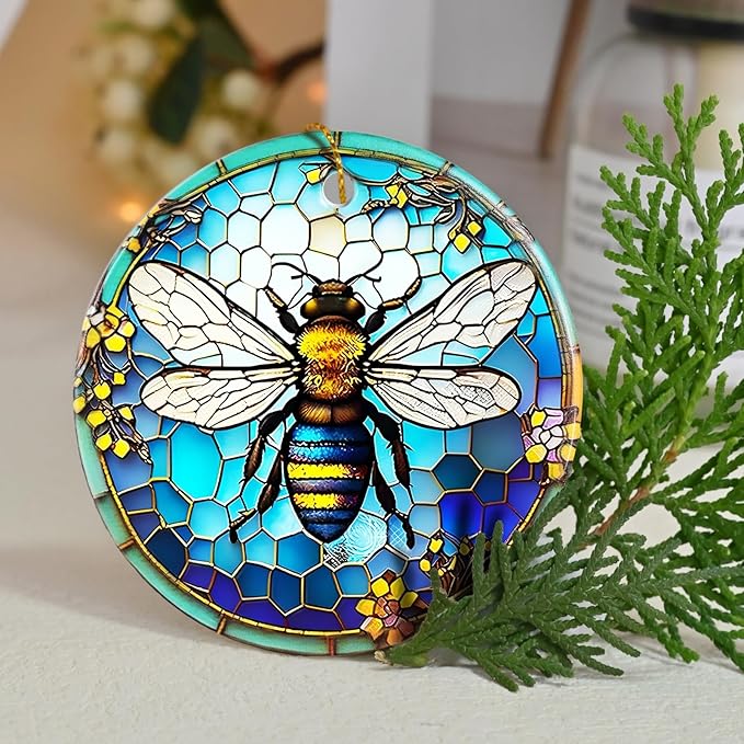Christmas Bee Keepsake Ornament - Bee Lovers Gifts - Animal Lovers Ornaments