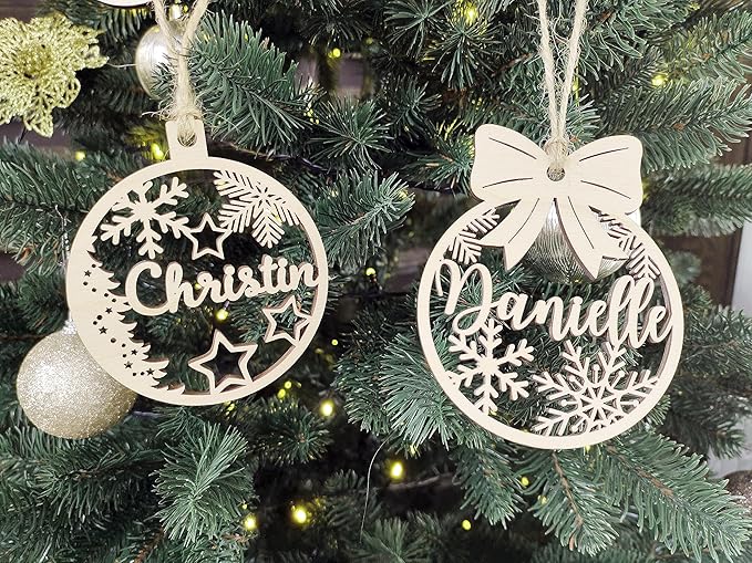 Wooden Personalized Christmas Ornaments with Name Family Christmas Ornaments for Kids Christmas Ball Ornaments Christmas Tree Ornaments Christmas Balls Custom Ornament with Name